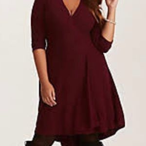 Torrid Wine 3/4 sleeve dress